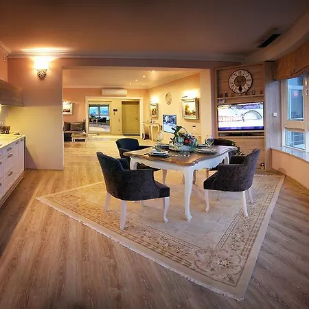 Apartment Troyka Vip *